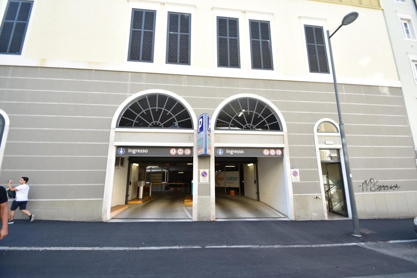 Garibaldino Rooms Trieste Bagian luar foto