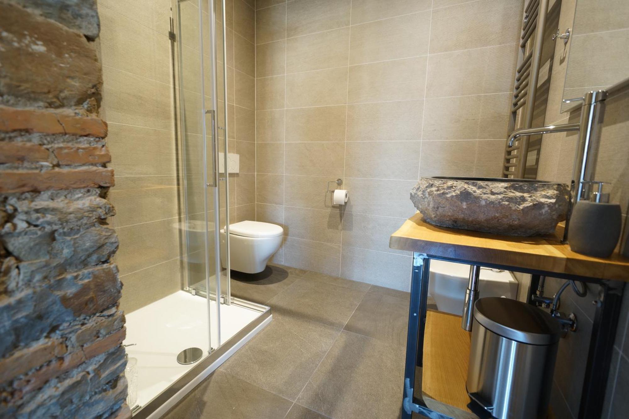 Garibaldino Rooms Trieste Bagian luar foto