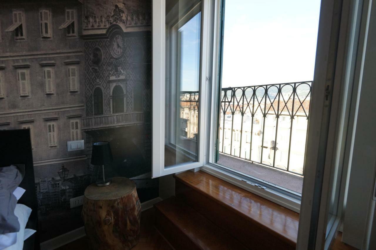 Garibaldino Rooms Trieste Bagian luar foto